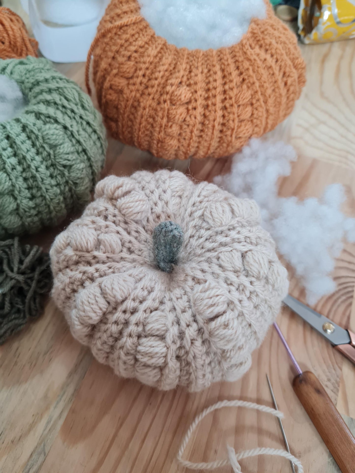 Crochet Bubble Pumpkin Pattern: 3-Size Thanksgiving Decor (PDF Pattern)