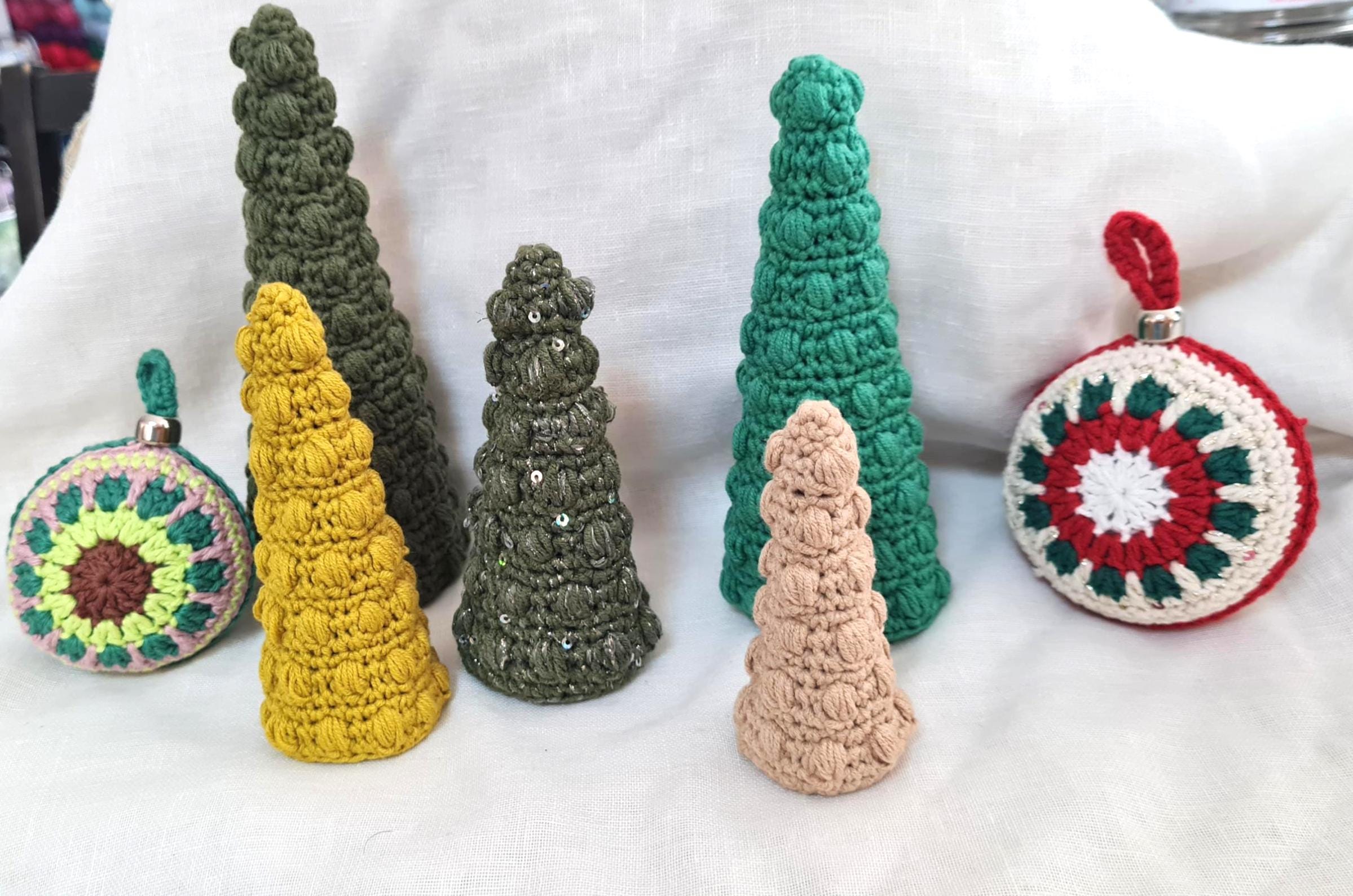 Bobble Christmas Tree Crochet Pattern: 3-Sizes Festive Decor (PDF Pattern)