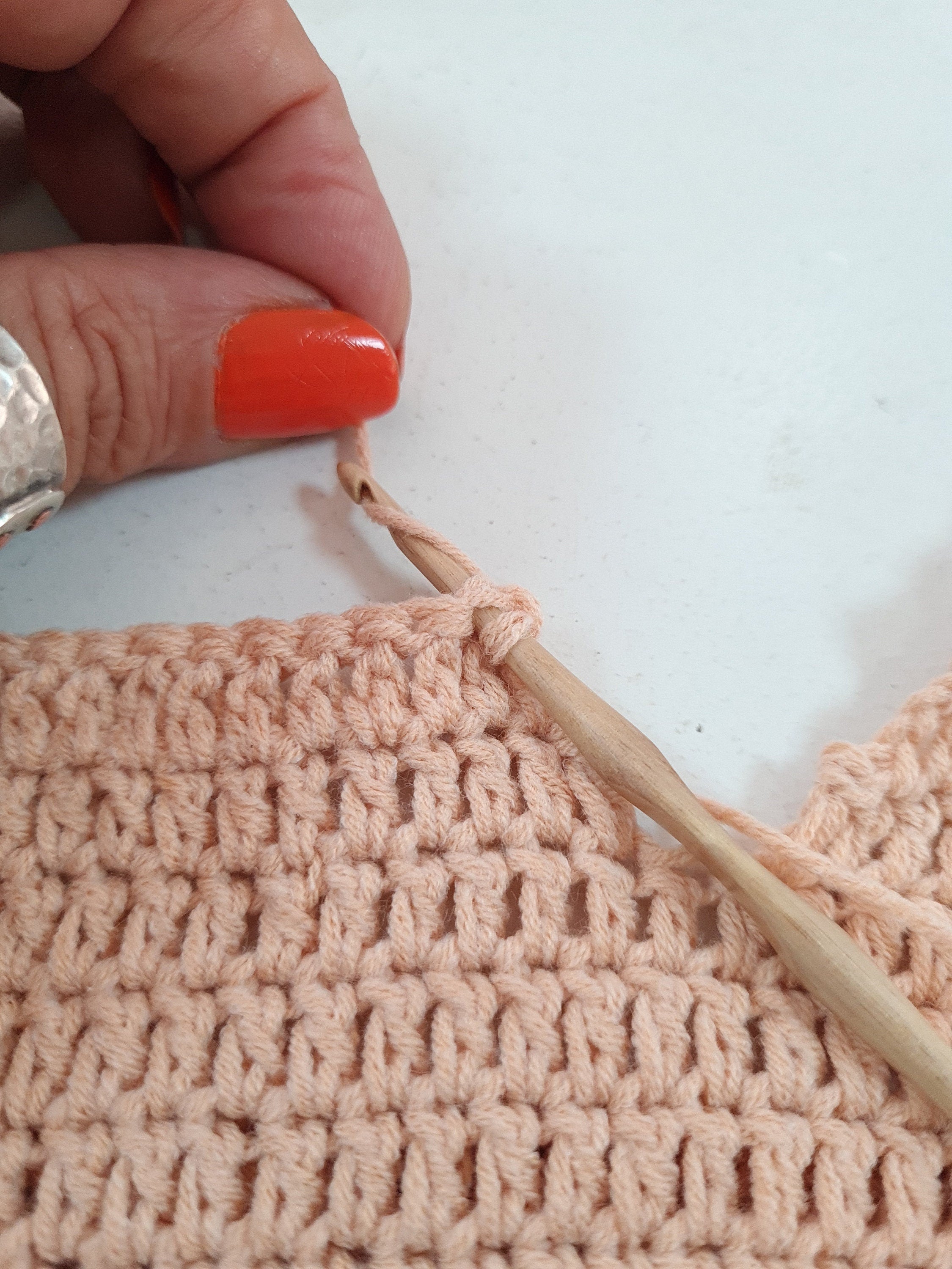 Crochet Crop Top Pattern, V-Neck Tank Top, Beginner Easy (PDF Pattern)