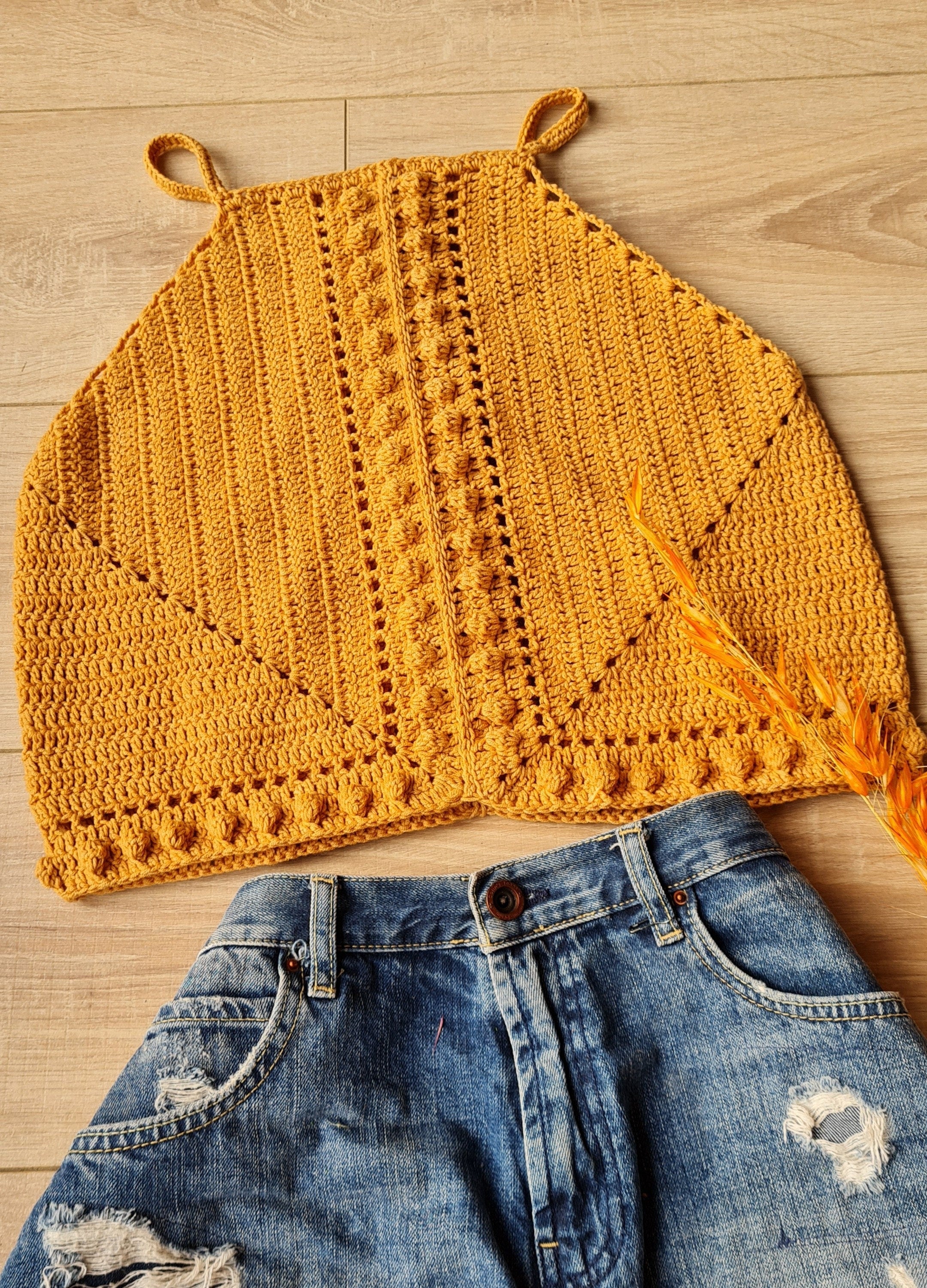 Crochet Halter Top Pattern, Boho Summer Crop Top (PDF Pattern)