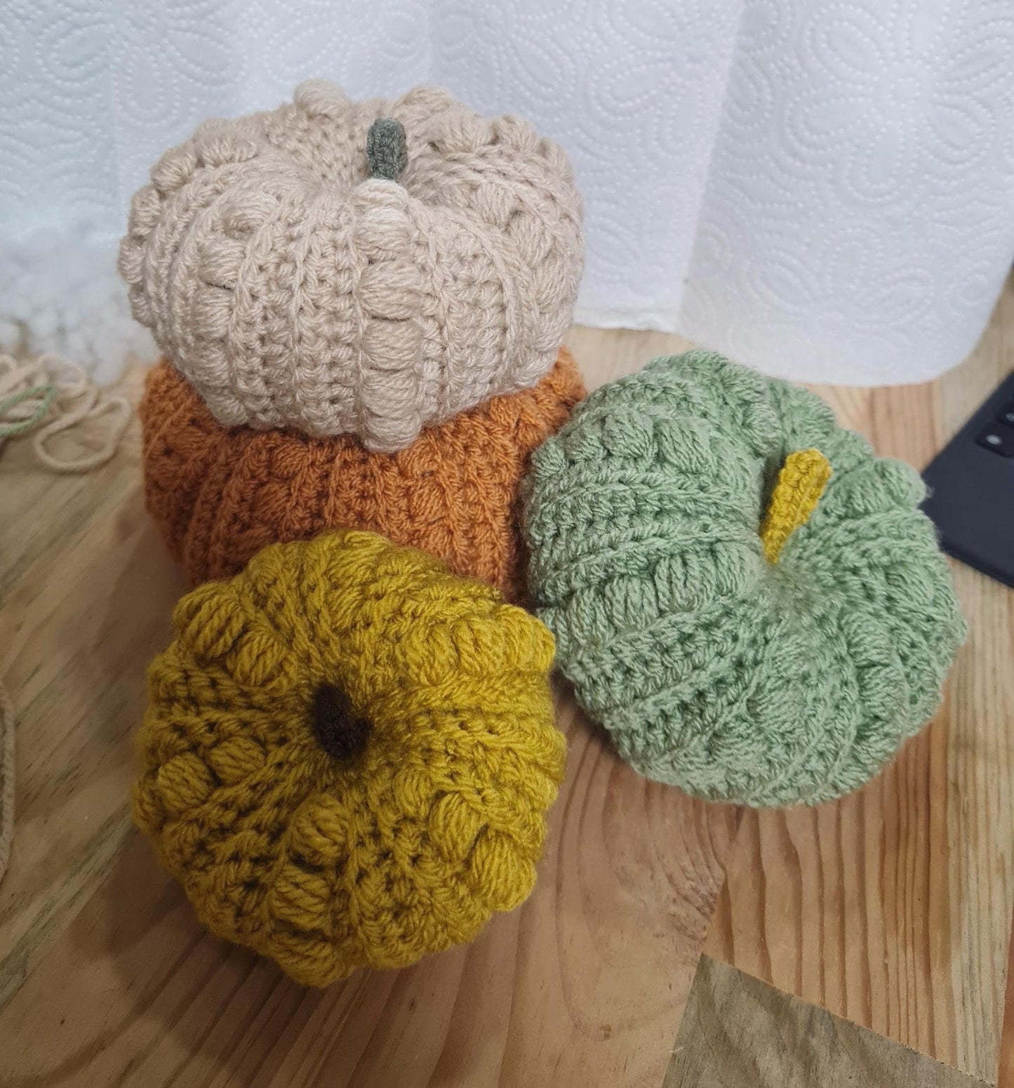 Crochet Bubble Pumpkin Pattern: 3-Size Thanksgiving Decor (PDF Pattern)
