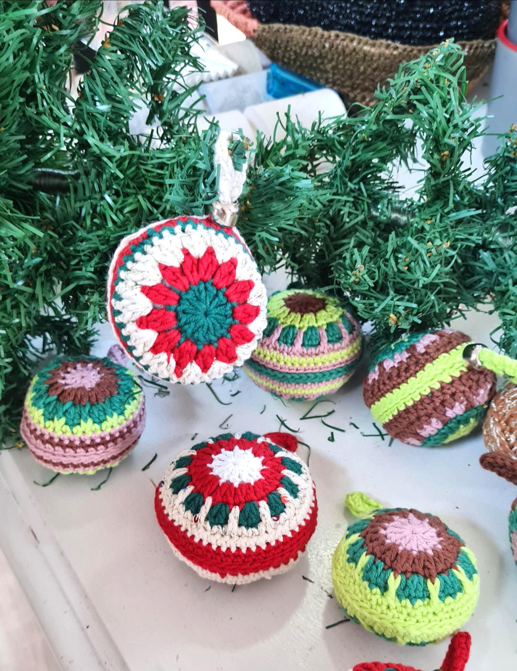 Crochet Christmas Bauble Pattern, DIY Tree Ornament (PDF Pattern)