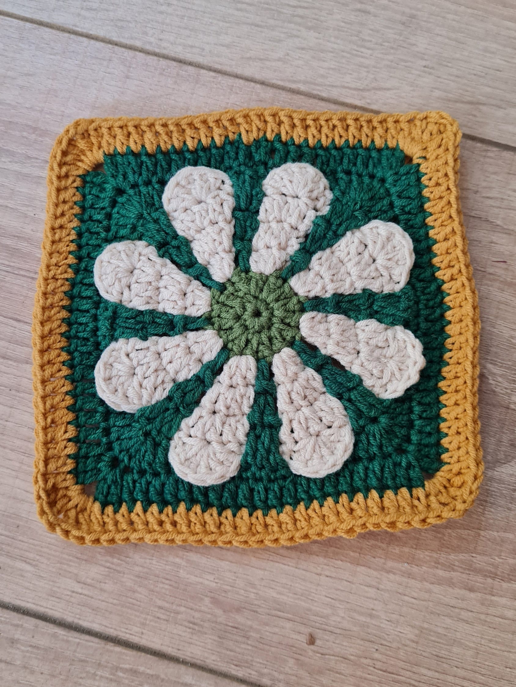 3D Flower Crochet Square Pattern: Daisy Motif (Digital Download)