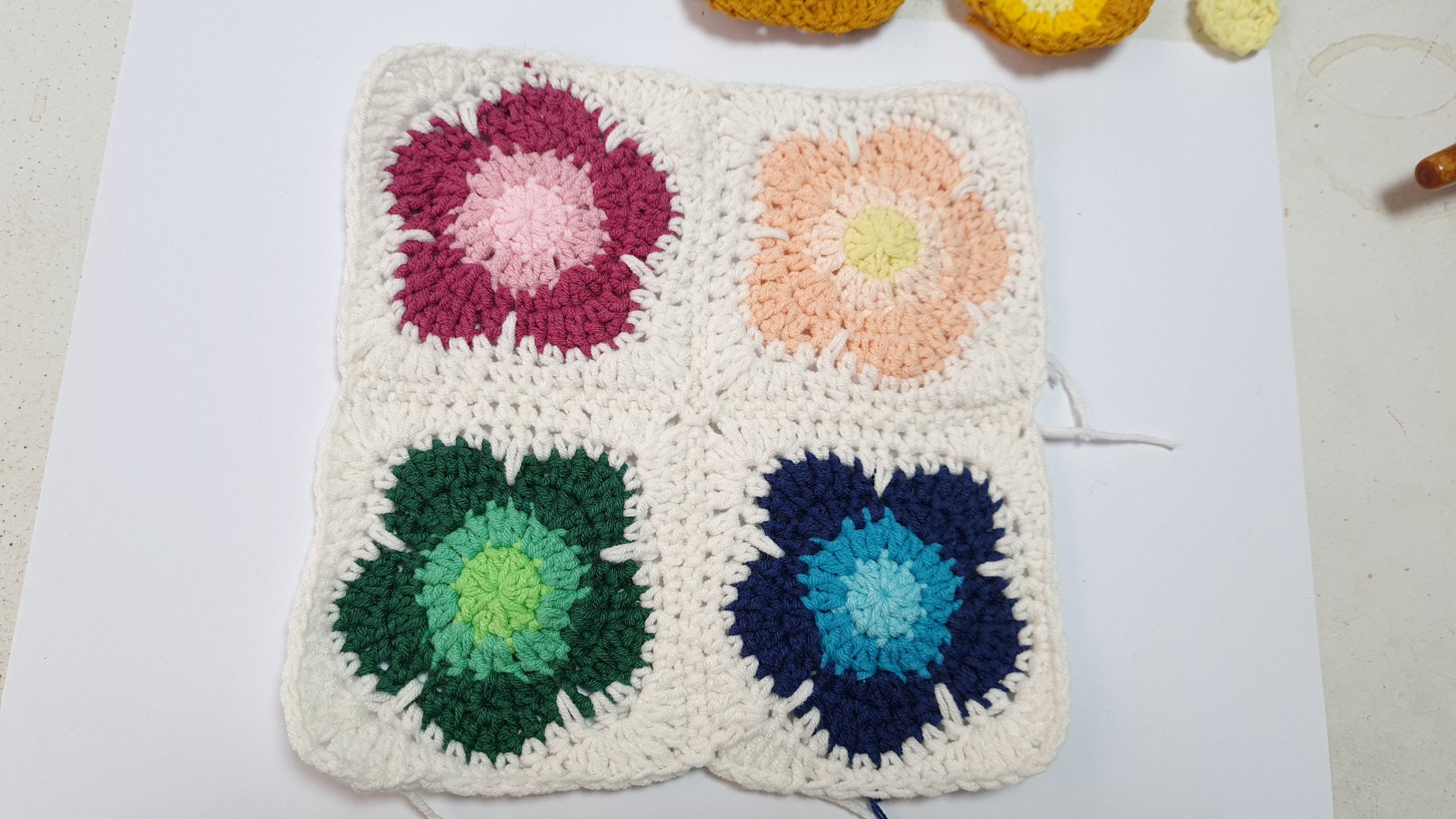 Flower Crochet Square Pattern, Granny Square Motif (Digital Download)