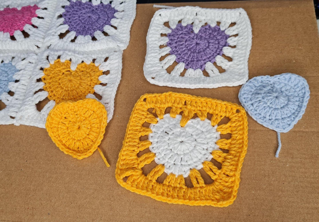 Crochet Heart Square Pattern: Modern Motif PDF (Crochet Planner Gift Included)