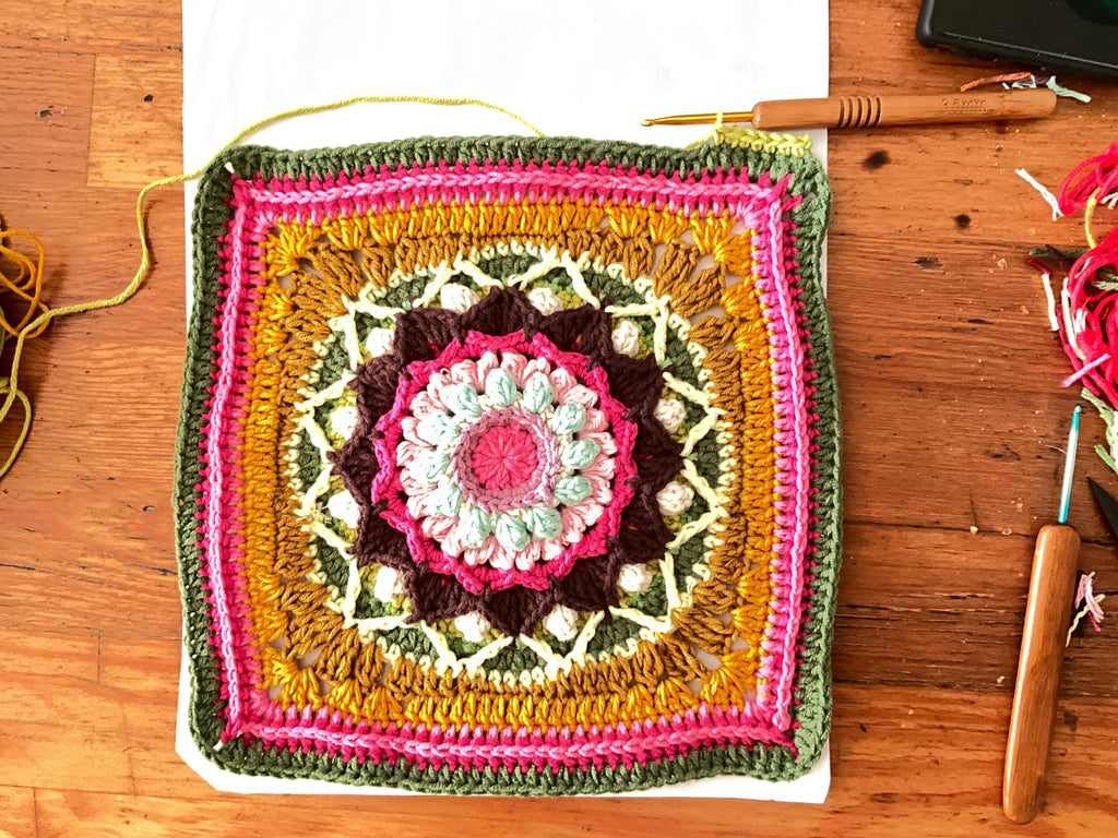 Mandala Bloom Granny Square Crochet Pattern: Boho Mosaic Motif (PDF Pattern)