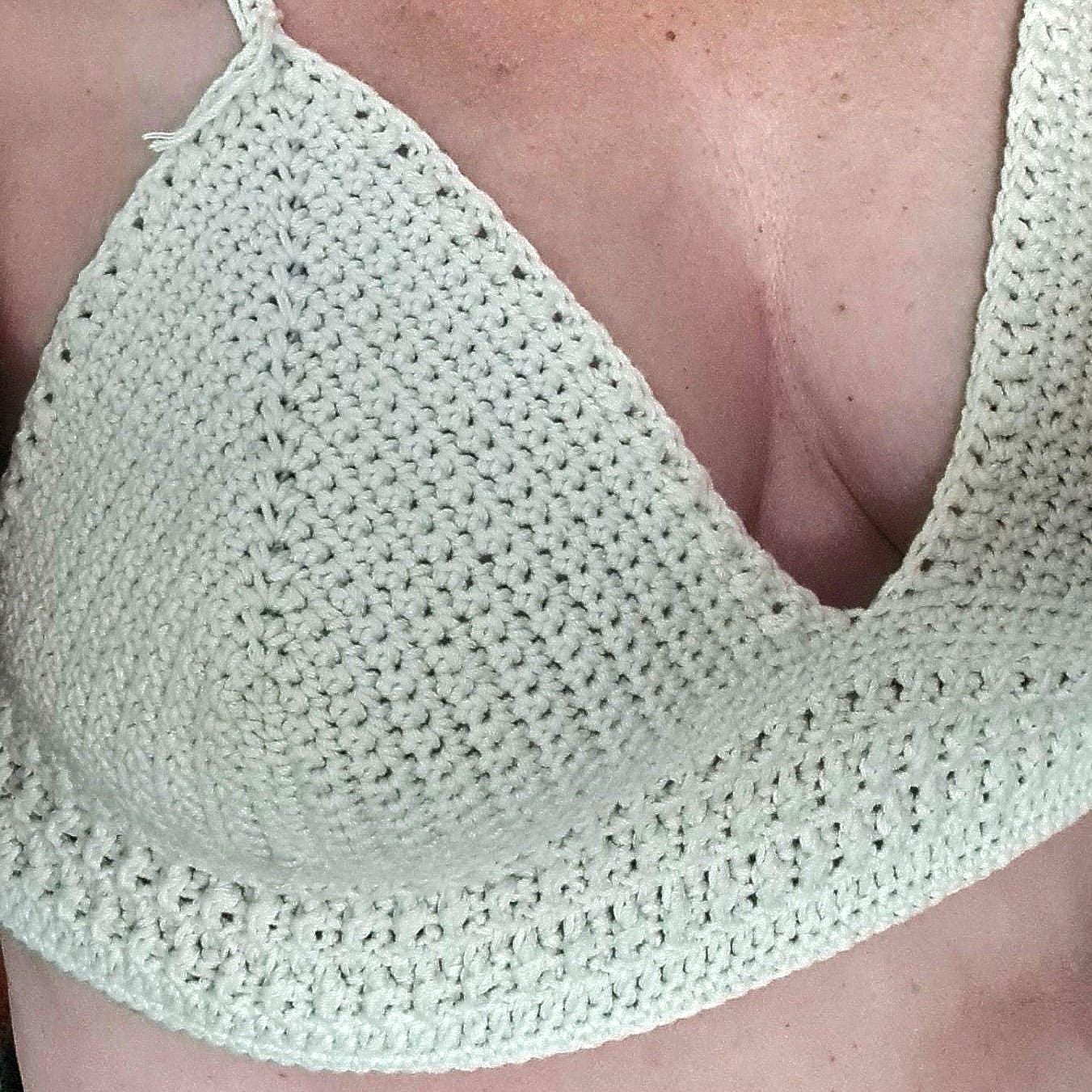 Basic Crochet Bikini Pattern, Easy Modern Written, Summer Top, Beachwear, Beginner Crochet,  Trendy Cute Bikini, Simply Stunning Bralette