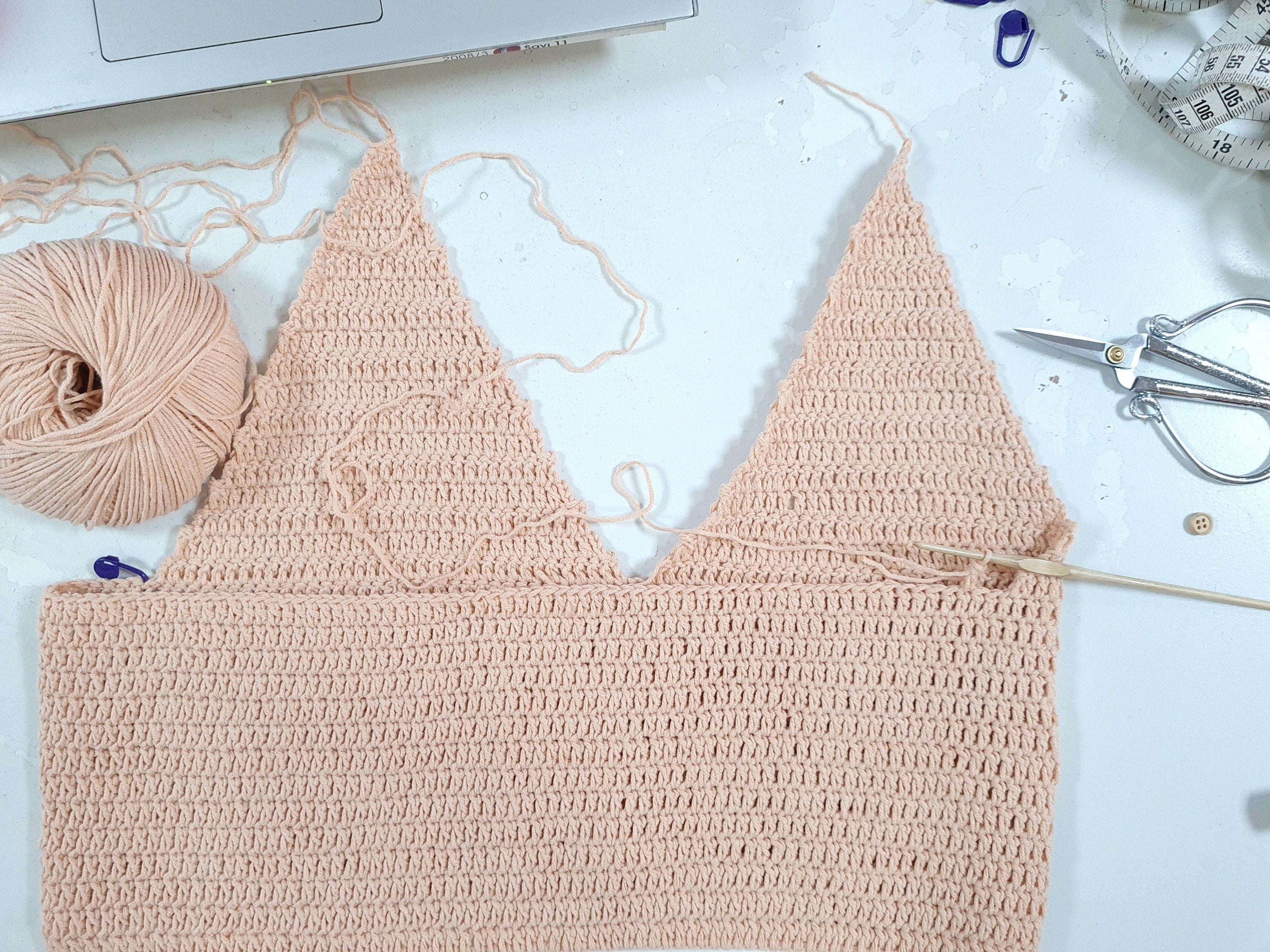 Crochet Crop Top Pattern, V-Neck Tank Top, Beginner Easy (PDF Pattern)