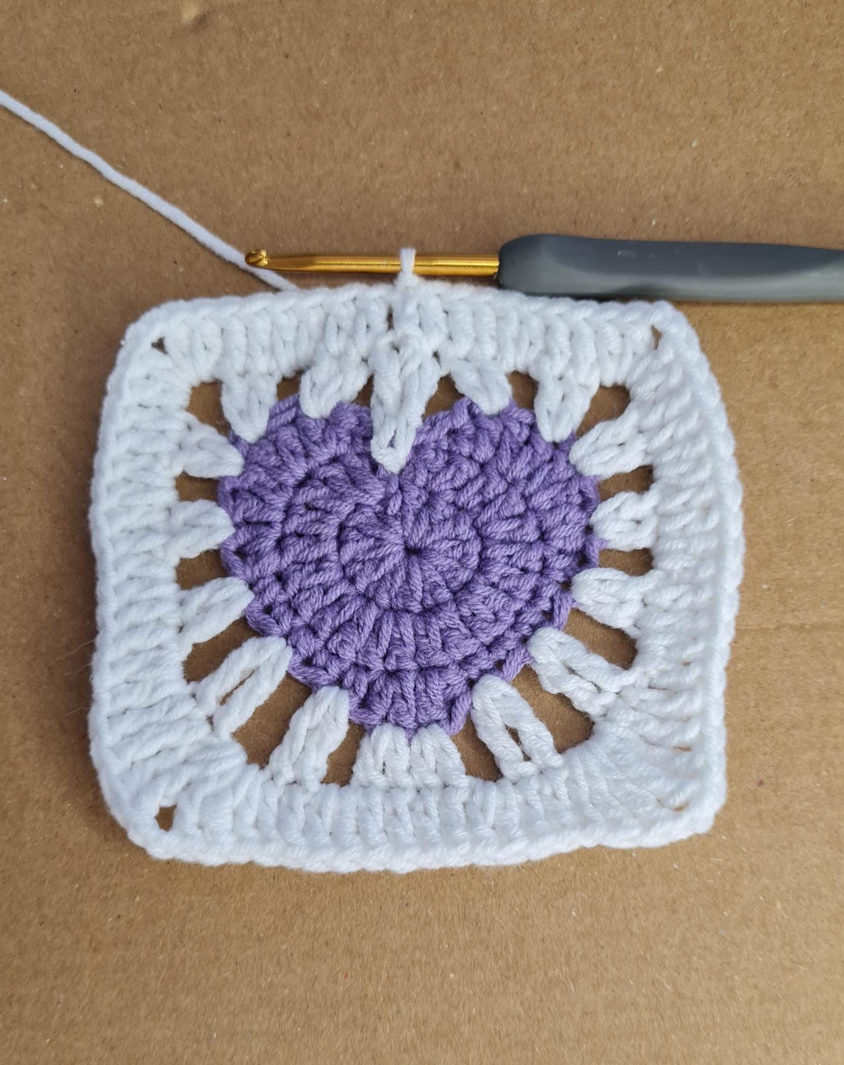 Crochet Heart Square Pattern: Modern Motif PDF (Crochet Planner Gift Included)