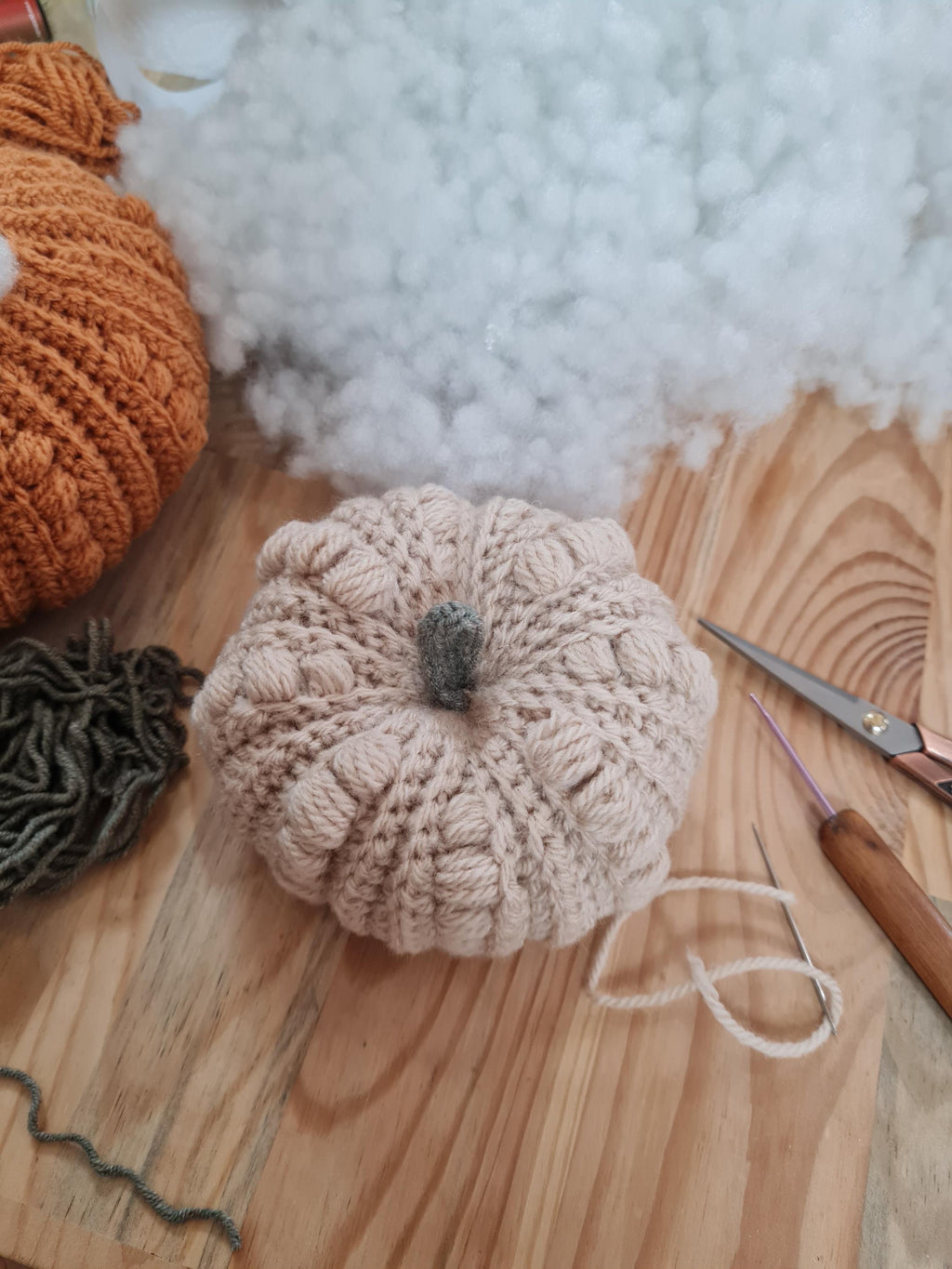 Crochet Bubble Pumpkin Pattern: 3-Size Thanksgiving Decor (PDF Pattern)
