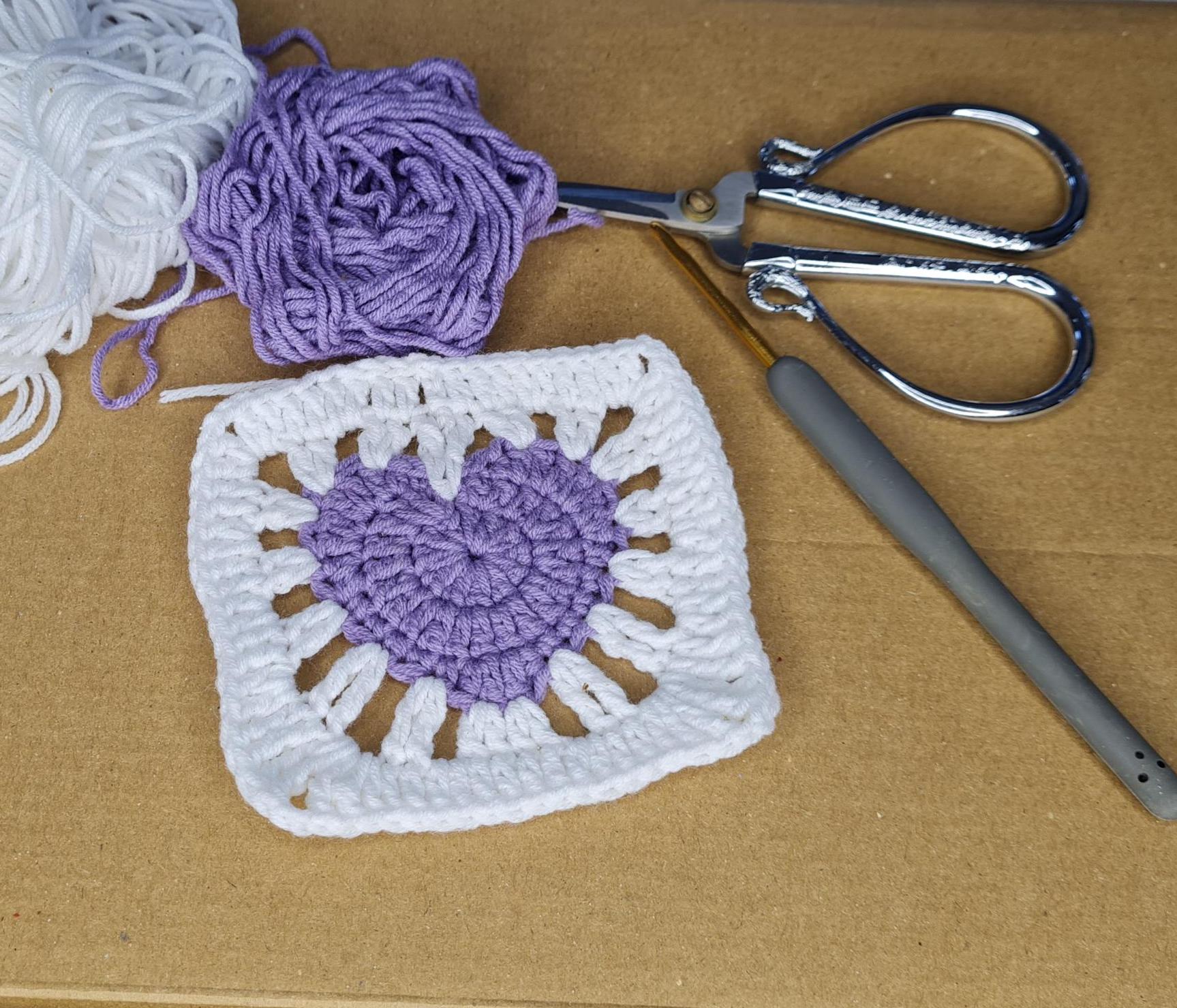 Crochet Heart Square Pattern: Modern Motif PDF (Crochet Planner Gift Included)