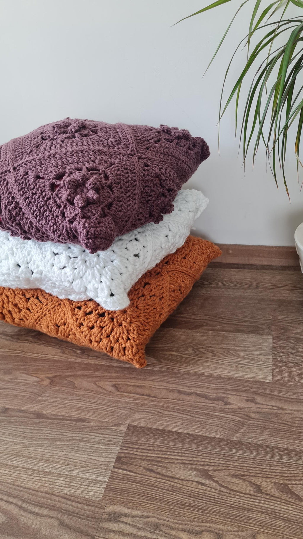 Chunky Crochet Pillow Pattern: Rose & Sunburst Motifs (PDF Pattern)