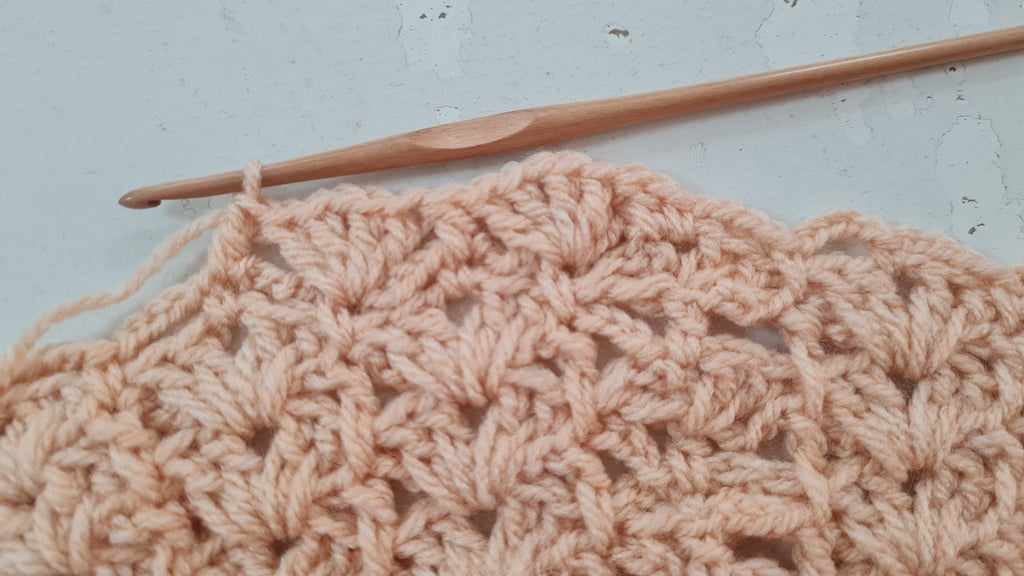 Crochet Top Pattern: Easy Ballon Sleeve Summer Sweater (PDF Pattern)