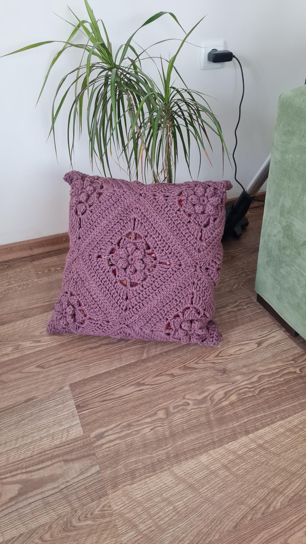 Chunky Crochet Pillow Pattern: Rose & Sunburst Motifs (PDF Pattern)