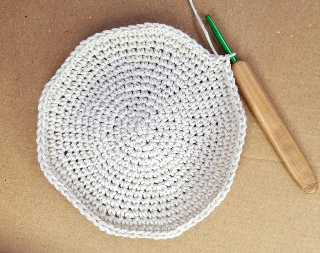 Crochet Tank Top Pattern: Easy Modern Summer Top (PDF File) with Planner