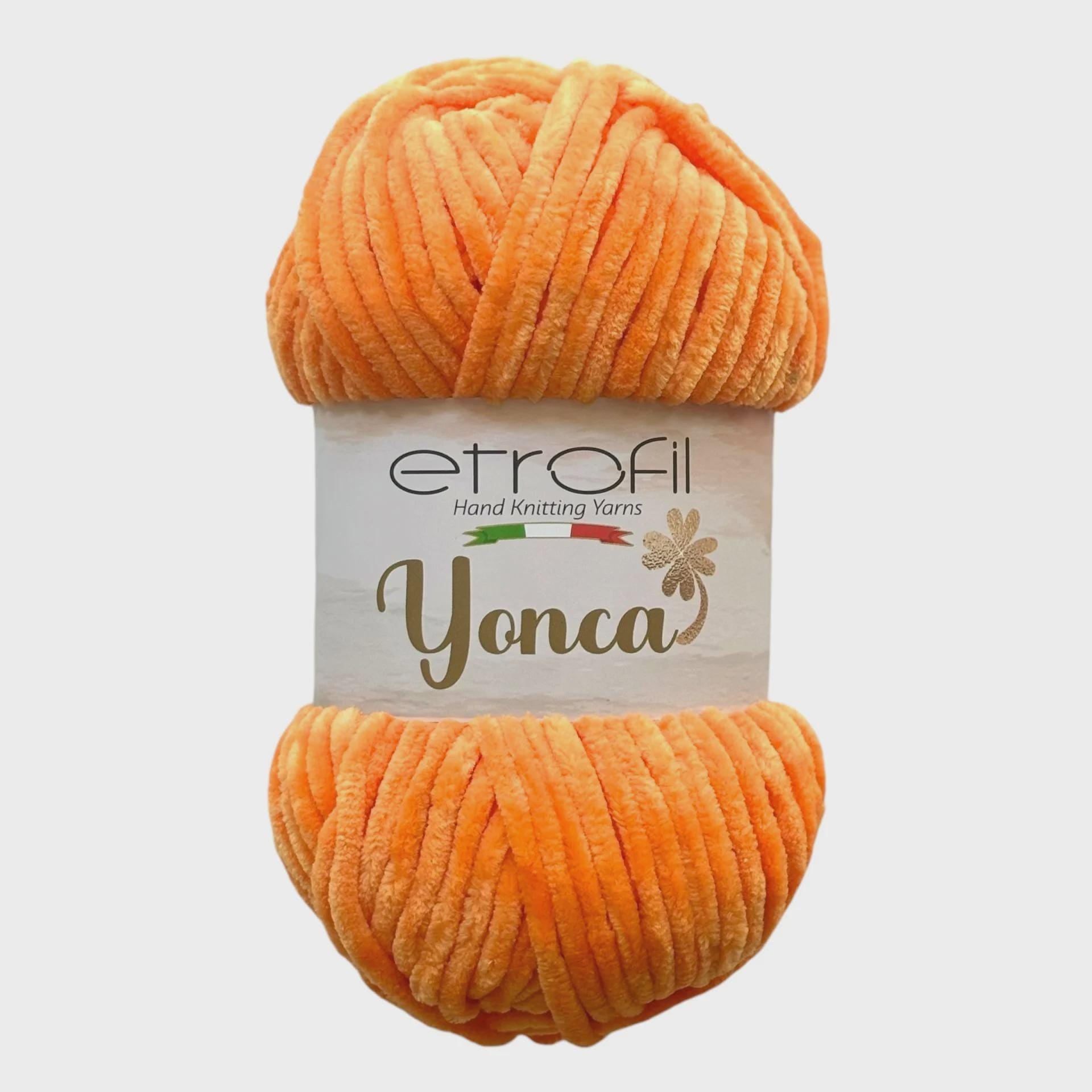 Chunky Chenille Yarn: Vegan, Bulky, Soft - Amigurumi & Baby Blanket