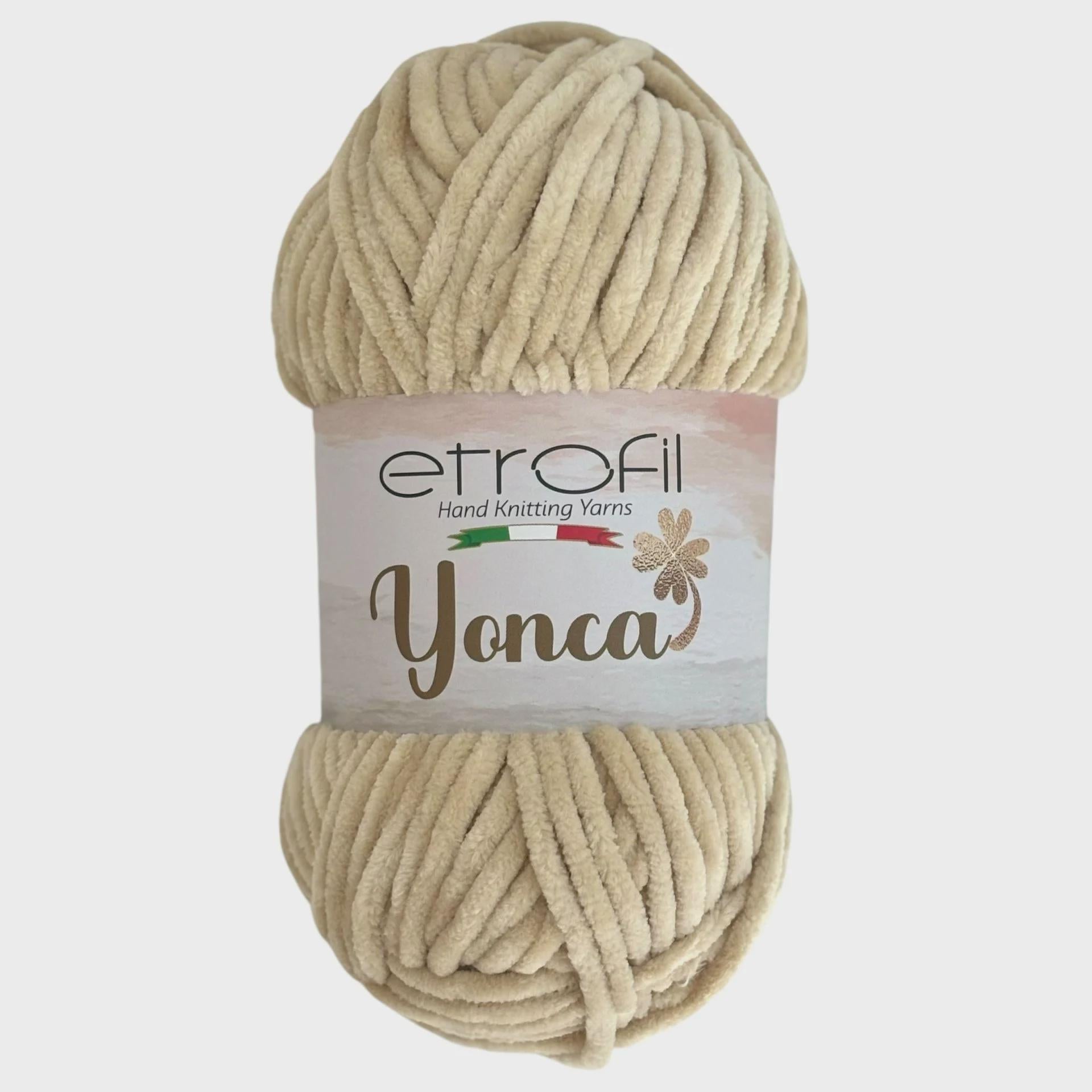 Chunky Chenille Yarn: Vegan, Bulky, Soft - Amigurumi & Baby Blanket